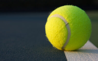 Cu&aacute;les son las diferencias entre pelotas de p&aacute;del y tenis