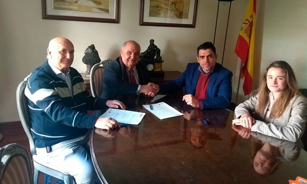 Acuerdo entre Grupo Pineda GP y la Asociación Española de Clubs de Tenis