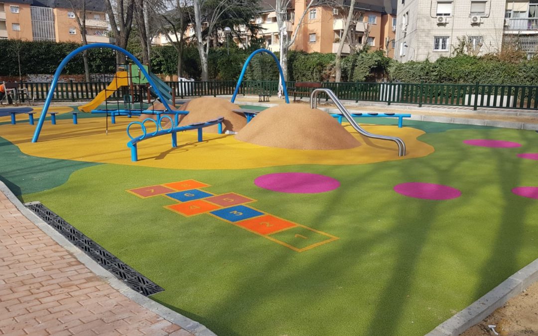 Parque infantil Alcobendas: Es una hormiga