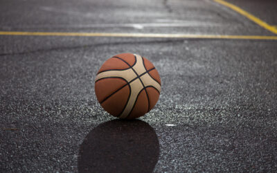 Las líneas del campo de baloncesto