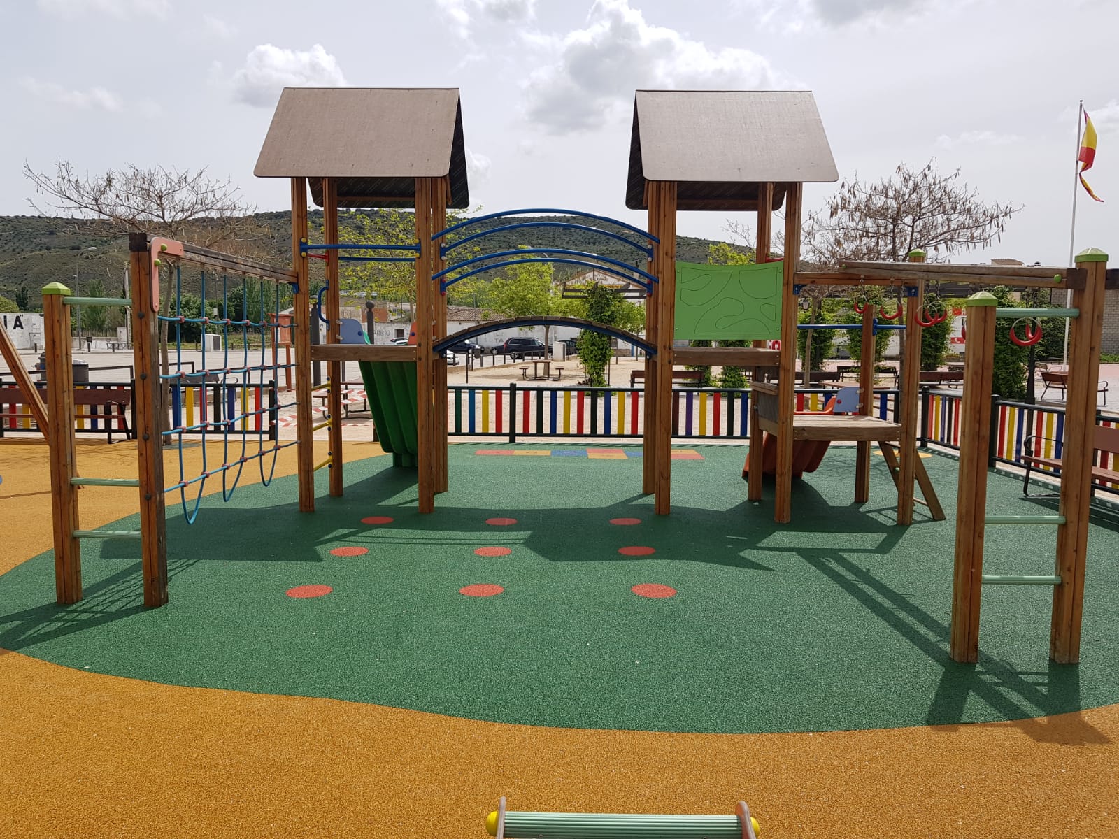 parque infantil tielmes en madrid