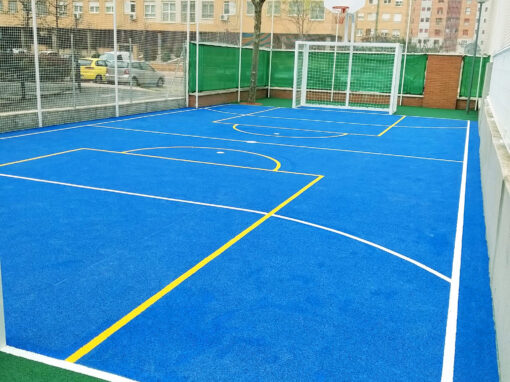 Construcción Pista polideportiva en urbanización privada