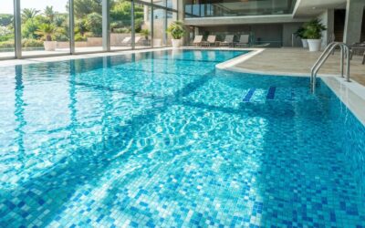 Tipos de gresite para piscinas: colores, seguridad y mantenimiento